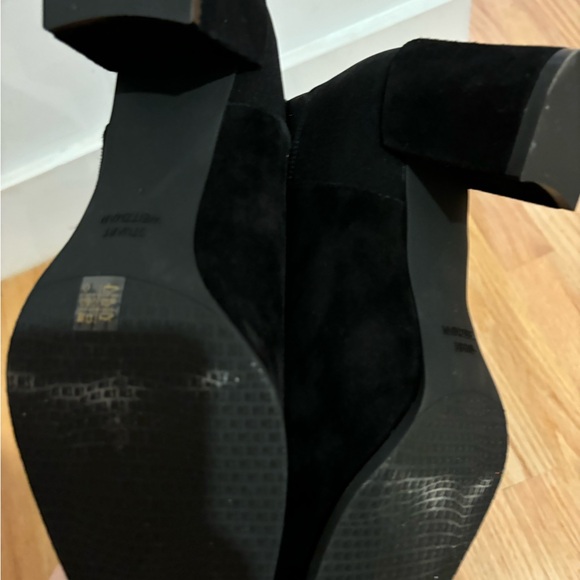 NWOT Stuart Weiztman boot - Picture 5 of 11